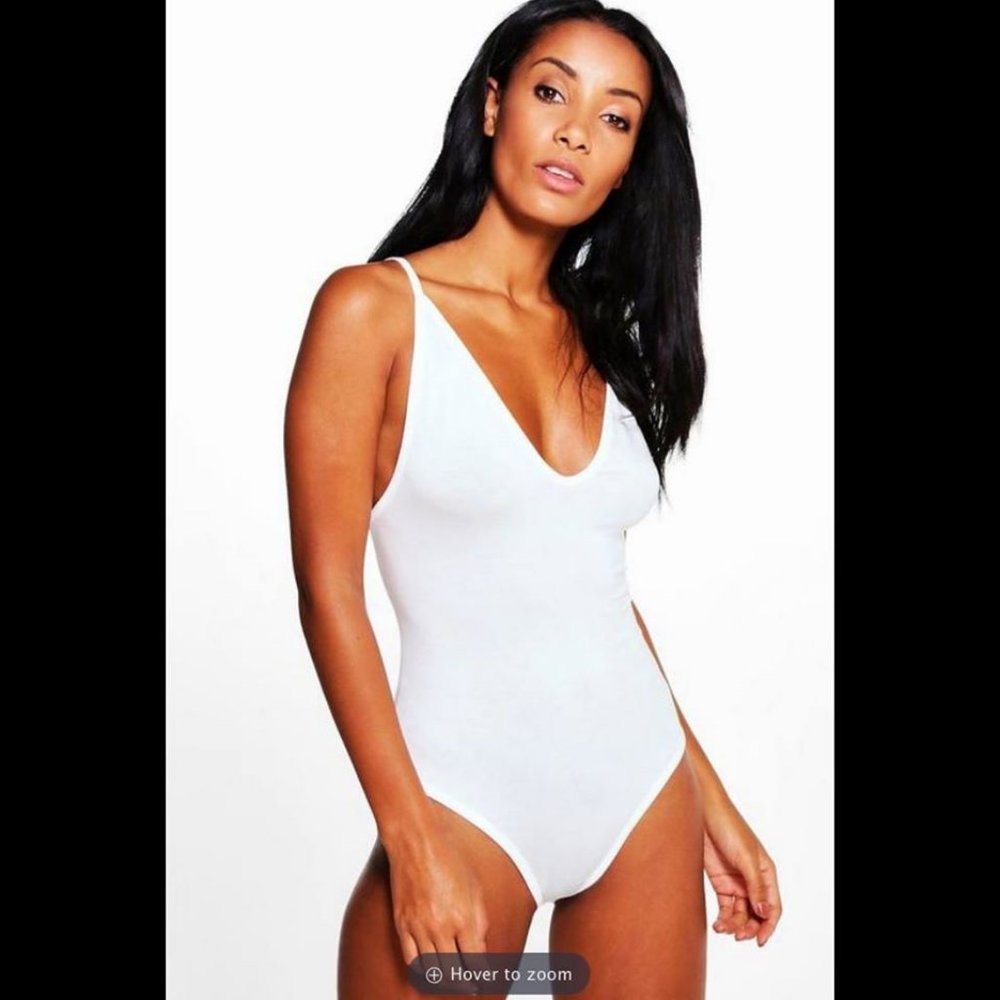 *NWT* white bodysuit